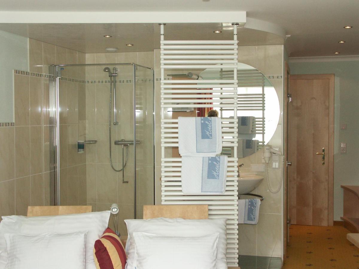 Hotel Alpina Nature-Wellness فينس المظهر الخارجي الصورة