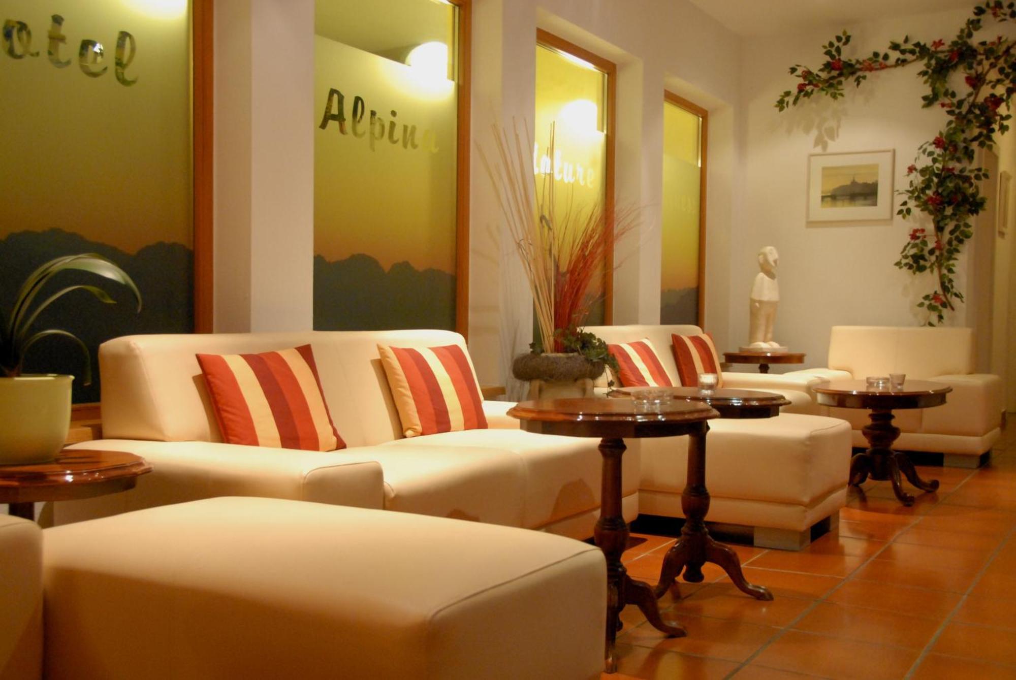 Hotel Alpina Nature-Wellness فينس المظهر الخارجي الصورة